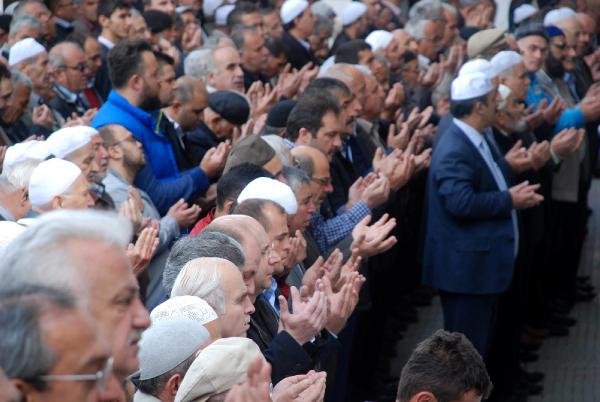 Mina'da ölen Kastamonulu 2 hacı için gıyabi cenaze namazı