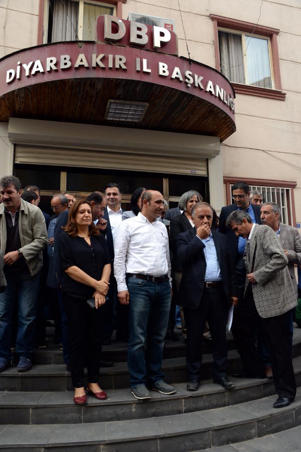 HDP'li Baluken: Cumhurbaşkanı çözüm sürecinde bu tavrı ortaya koymasaydı belki Nobel Barış Ödülü alacaktı (2)