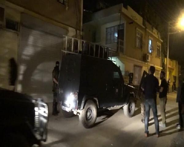 Adana'da şafak vakti terör operasyonu: 15 gözaltı