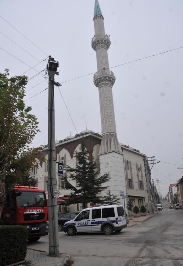 Eskişehir'de 2 cami kundaklandı