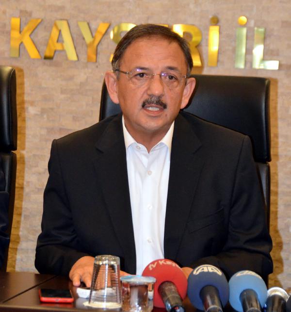 'Kayseri mitinginin iptalini Başbakanımız istedi'