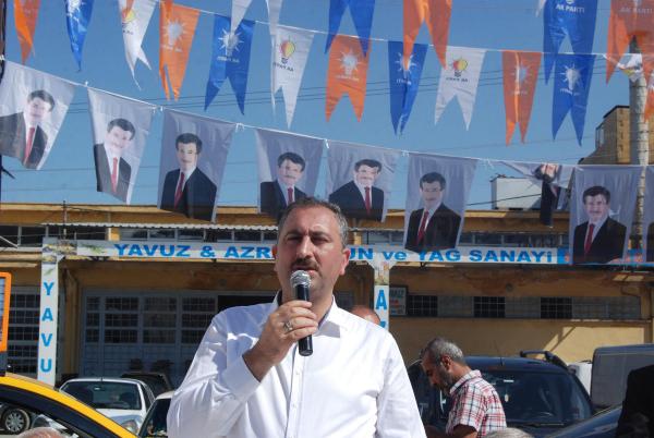 AK Partili Gül: Milli iradeden çekinenler provokasyona başvuruyor
