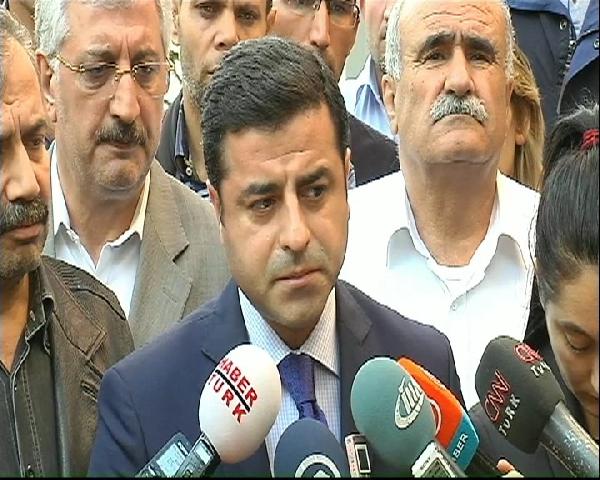 Demirtaş: Türkiye halkları bu katliamları hergün her saat tekrar yaşama tehdidiyle karşı karşıyadır