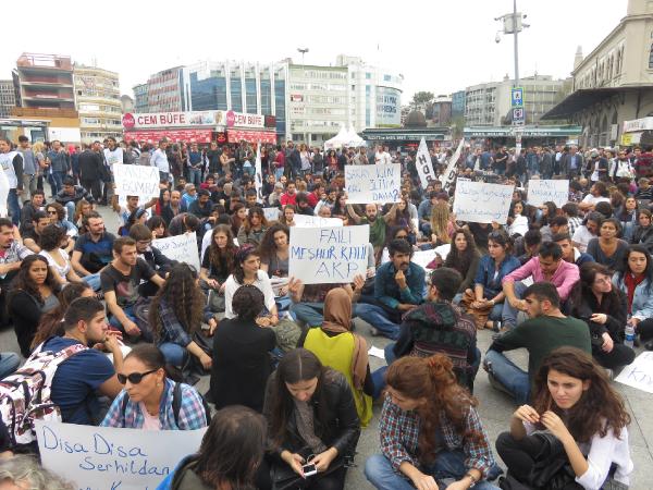 Ankara'daki patlamaya Kadıköy'de protesto