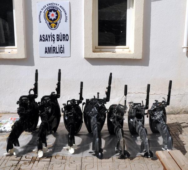 Tekne motoru hırsızlığı zanlıları adliyede