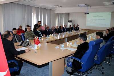 Hakkari'de uyuşturucu ile mücadele toplantısı
