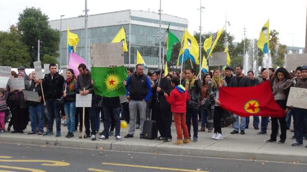 Cenevre BM önünde 'Türkiye' protestosu...