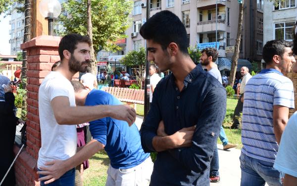 Mersin'de, bombalı patlama protesto edildi