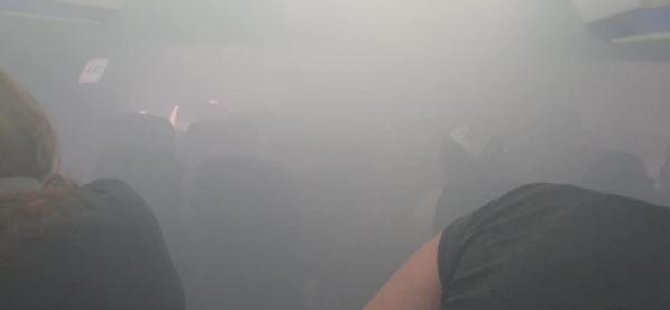 Kabine duman sızdı: 3 yolcu zehirlendi