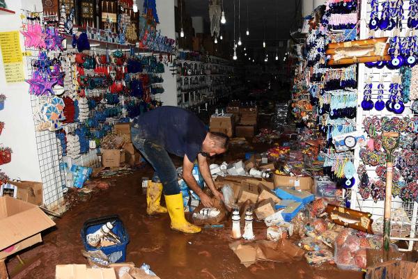 Bodrumlu sel mağdurlarına maddi yardım yapılacak
