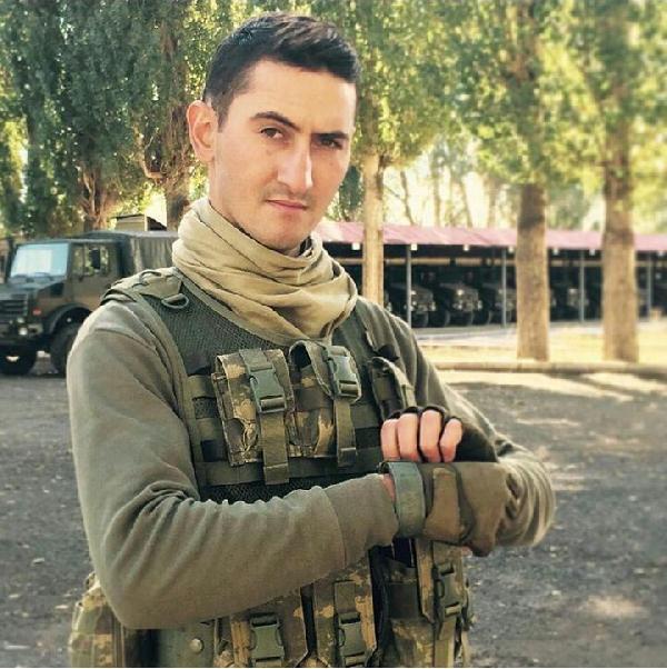 Eskişehir şehit uzman çavuşa ağlıyor