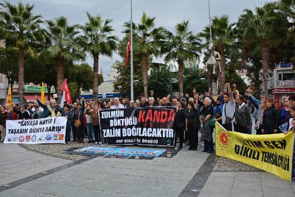 Dikili'de Ankara'daki terör saldırısı protesto edildi
