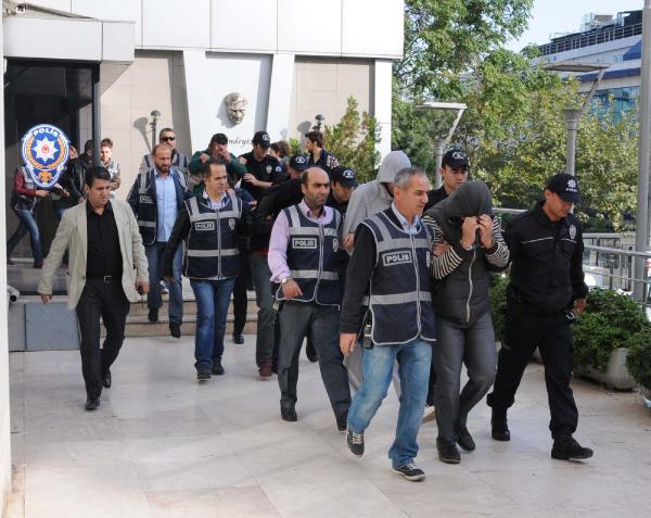 Fuhuş çetesine 5 ilde operasyon: 14 gözaltı