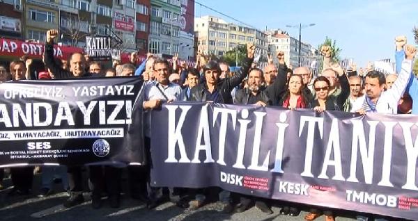 Çapa'da sağlık çalışanlarından anma ve yürüyüş