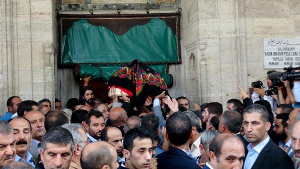 Baba Faik Deli: Benim kızımın kanı barışa kurban olsun