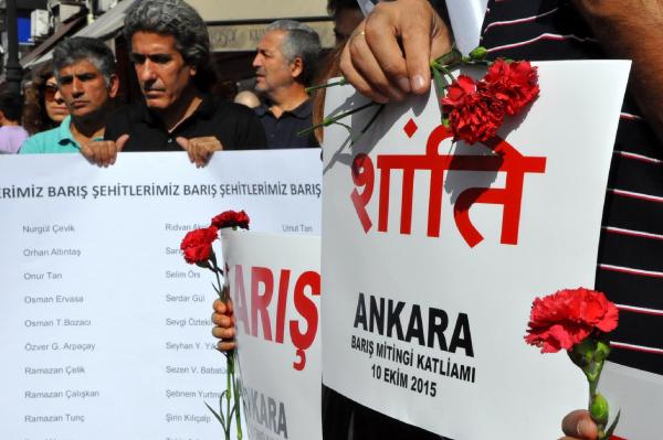 Bartın'da, Ankara'daki katliamda ölenler anıldı