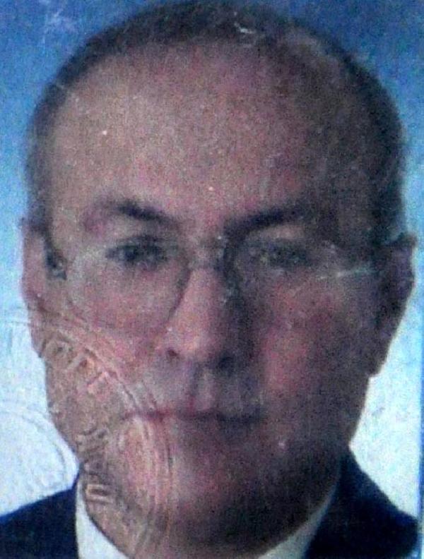 Emekli memur kayalıklarda ölü bulundu