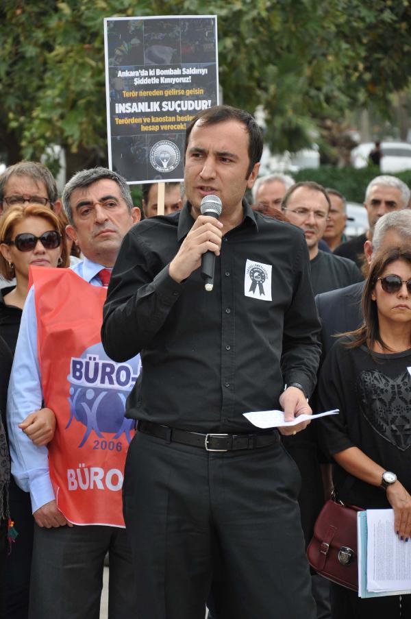 Ankara'daki terör saldırısı Denizli'deki iki ayrı eylemle lanetlendi