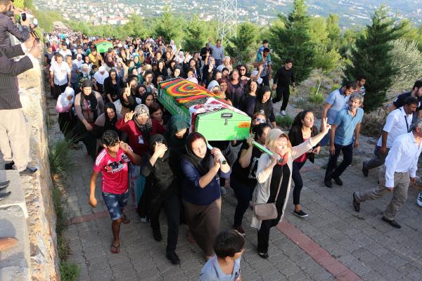 Bombalı saldırıda ölenler Alanya'da toprağa verildi