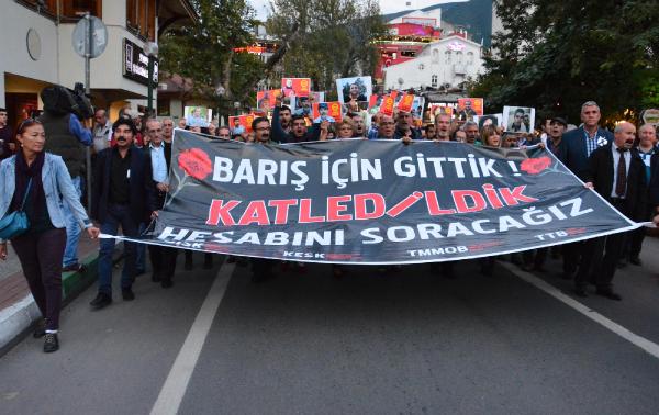 Bursa'da sivil toplum kuruluşları teröre tepki için yürüdü (2)