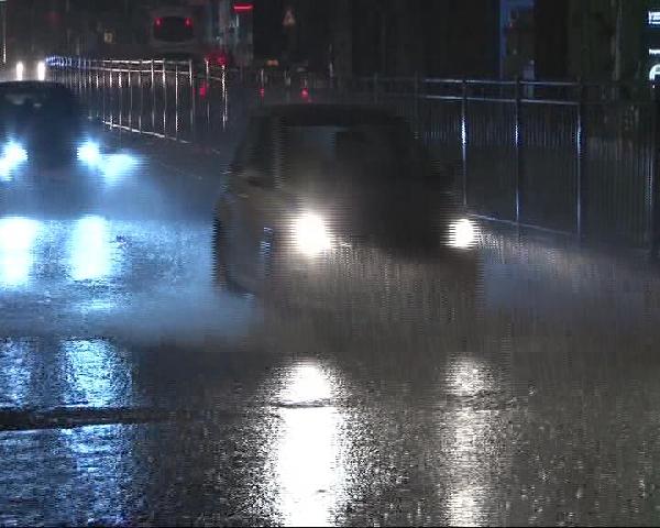 İstanbul'da ani sağanak etkili oldu