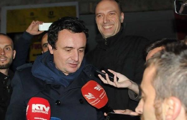 'Gaz'cı vekil gözaltına alındı Priştine karıştı...