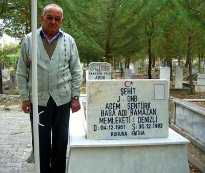 Şehit oğlunun mezarı ziyaretten dönüşte kazada öldü