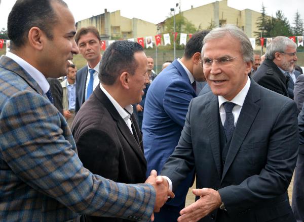 AK Partili Şahin: 78 milyon barış içinde kardeşçe yaşayacağız