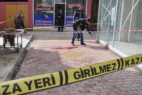 Kanser tedavisi gören Azeri, 4'üncü kattan atlayıp intihar etti