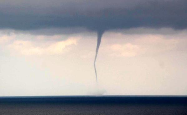 Alanya'da denizde hortum