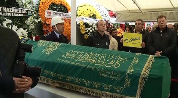 (Ek bilgi ve fotoğraflarla Yeniden) - Usta oyuncu Levent Kırca son yolculuğuna uğurlandı