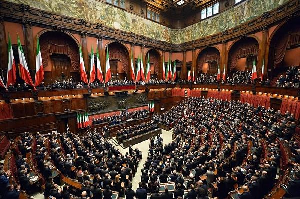 İtalya parlamentosunda Ankara’daki terör kurbanları için saygı duruşu