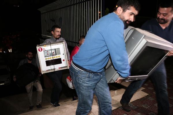 Halı saha tesislerinİ kumarhane yapmışlar