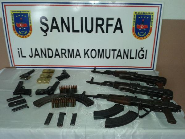 Viranşehir'de silah operasyonu: 3 gözaltı