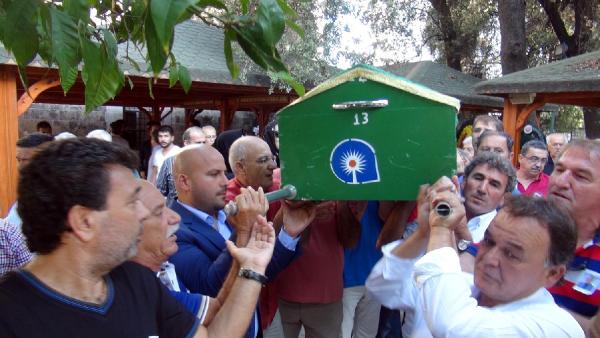 Manken Ece Gürsel'in babası evinde ölü bulundu (3)