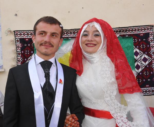Kız kaçıran Trabzonlu imama Hakkari’de düğün