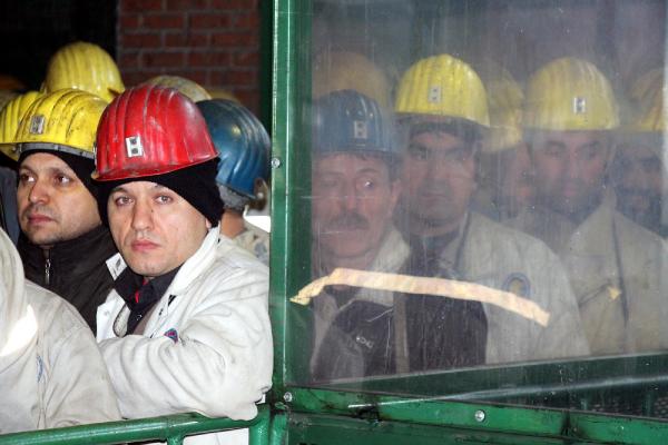 Madenciyi hava teneffüs istasyonları kurtaracak