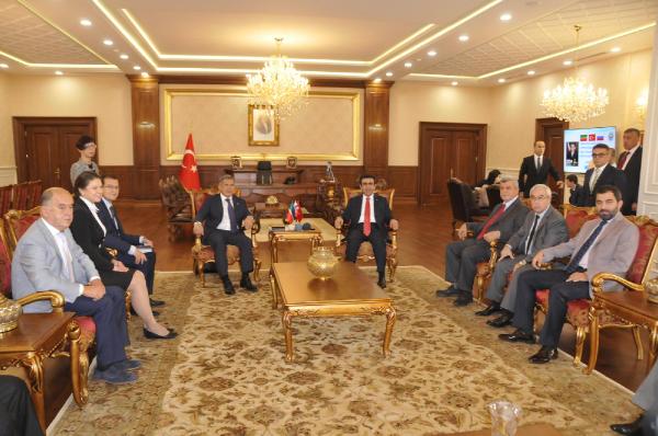 Tataristan Cumhurbaşkanı Minnihanov'dan kardeşlik sözleşmesi teklifi