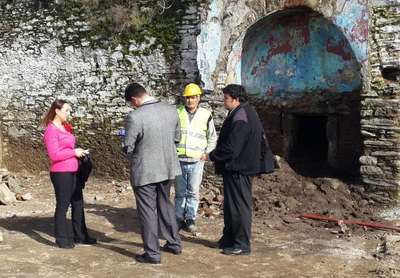 Tarihi hamamdaki restorasyon çalışmasında 3 el bombası bulundu