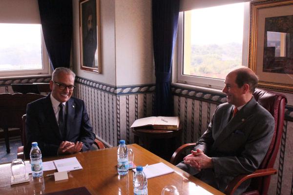 Prens Edward Darüşşafaka Eğitim Kurumları'nı ziyaret etti