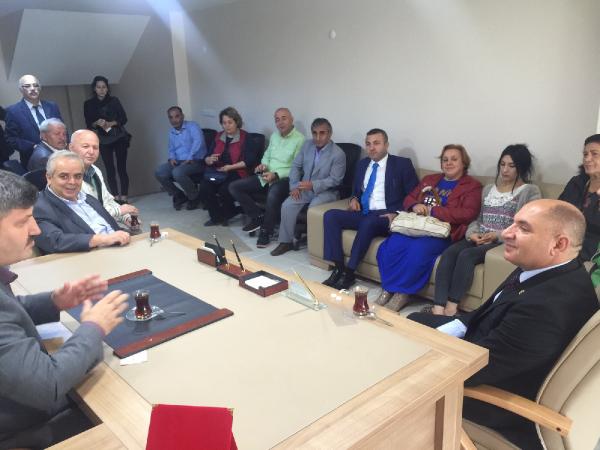 CHP'li Tarhan: İki başbakanla seçime gidiyoruz