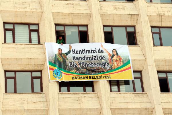Batman Belediye Başkanı: Bakanlığın görevden alma kararını tanımıyoruz