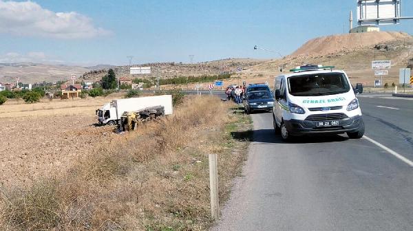 Kayseri'de kamyon kazası: 2 yaralı