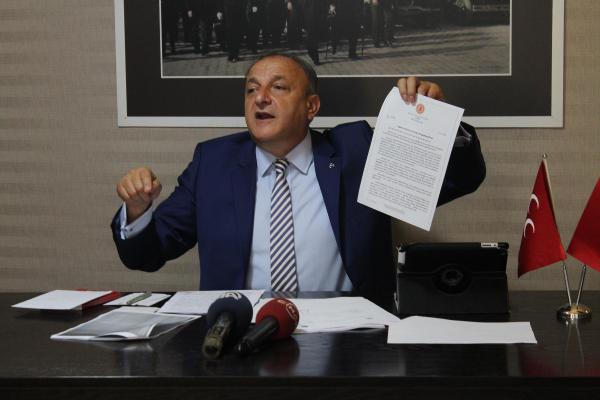 MHP'li Vural: Yayın yasağıyla kimler korunmak isteniyor
