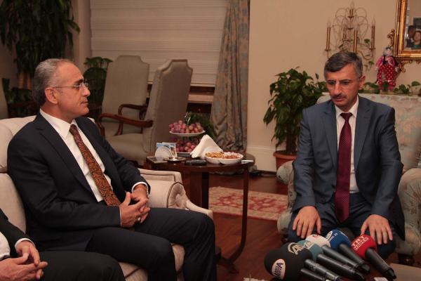 Bakan Topçu Sarıgöl'de İmam-Hatip Ortaokulu açtı (3)
