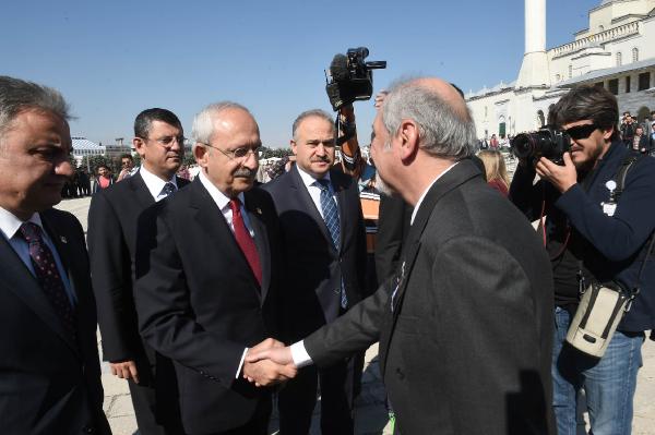 Kılıçdaroğlu, Şerafettin Turan için düzenlenen cenaze törenine katıldı