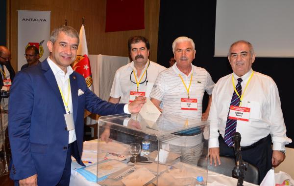 AGC Başkanı Yeni, güven tazeledi