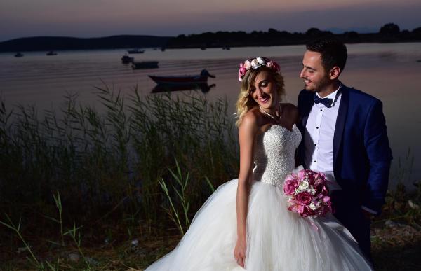 Alaçatı'da gelin damat turizmi