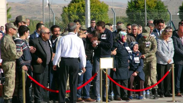 Tunceli şehitleri, törenle memleketlerine uğurlandı