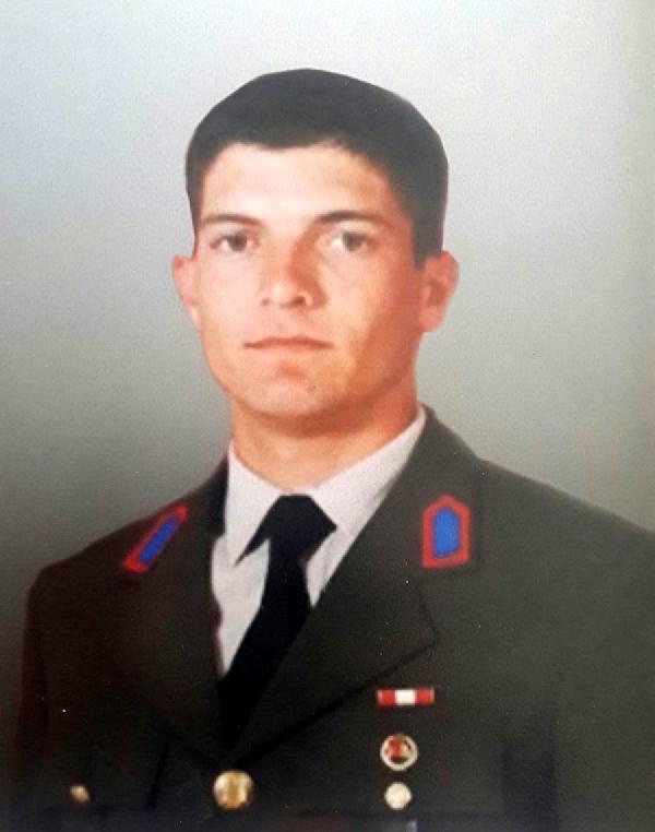 Şehit astsubayın eşi: Mehmet'im burada üşür